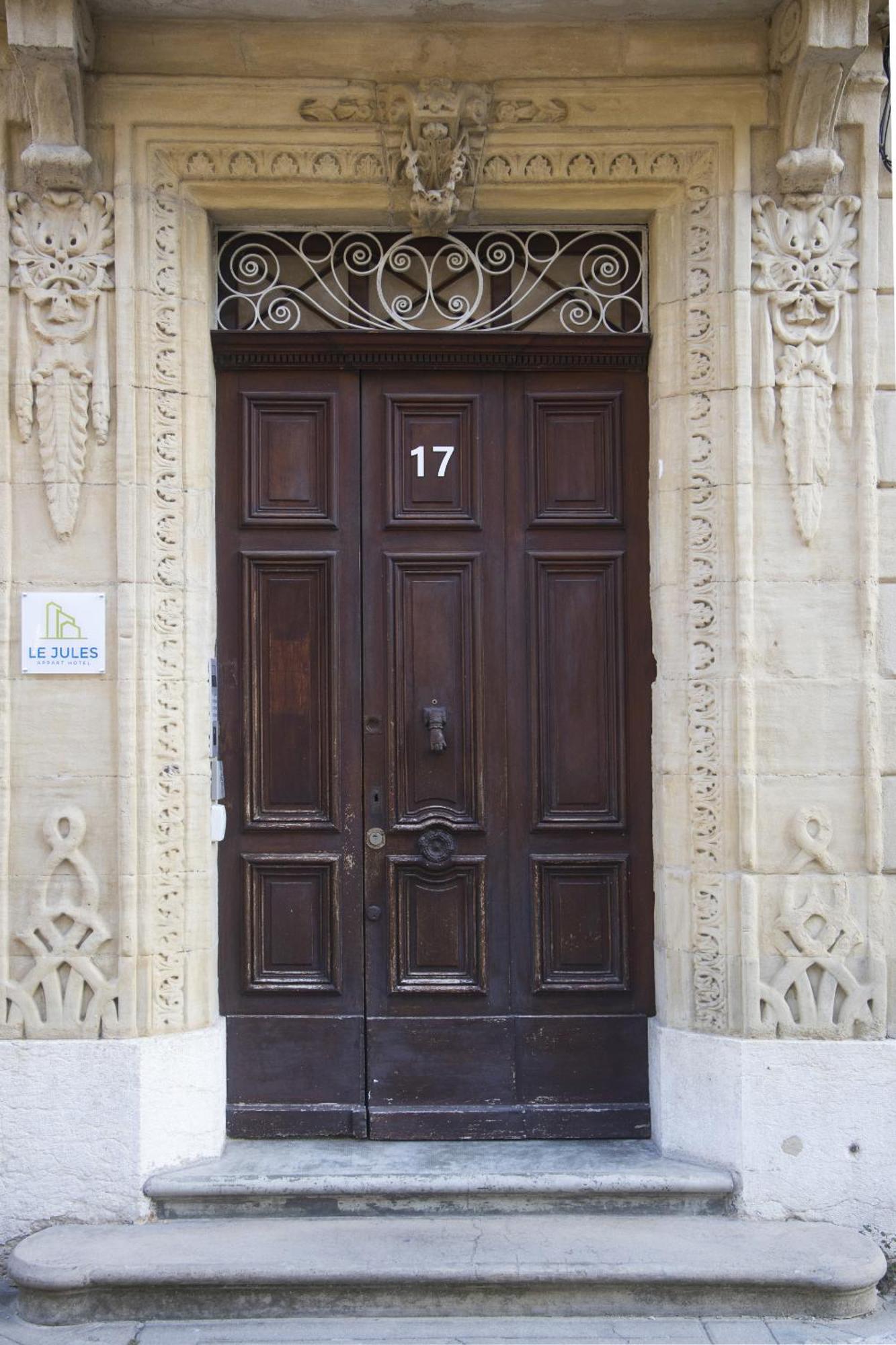 Le Jules Appart'Hotel Romans-sur-Isère Exteriör bild