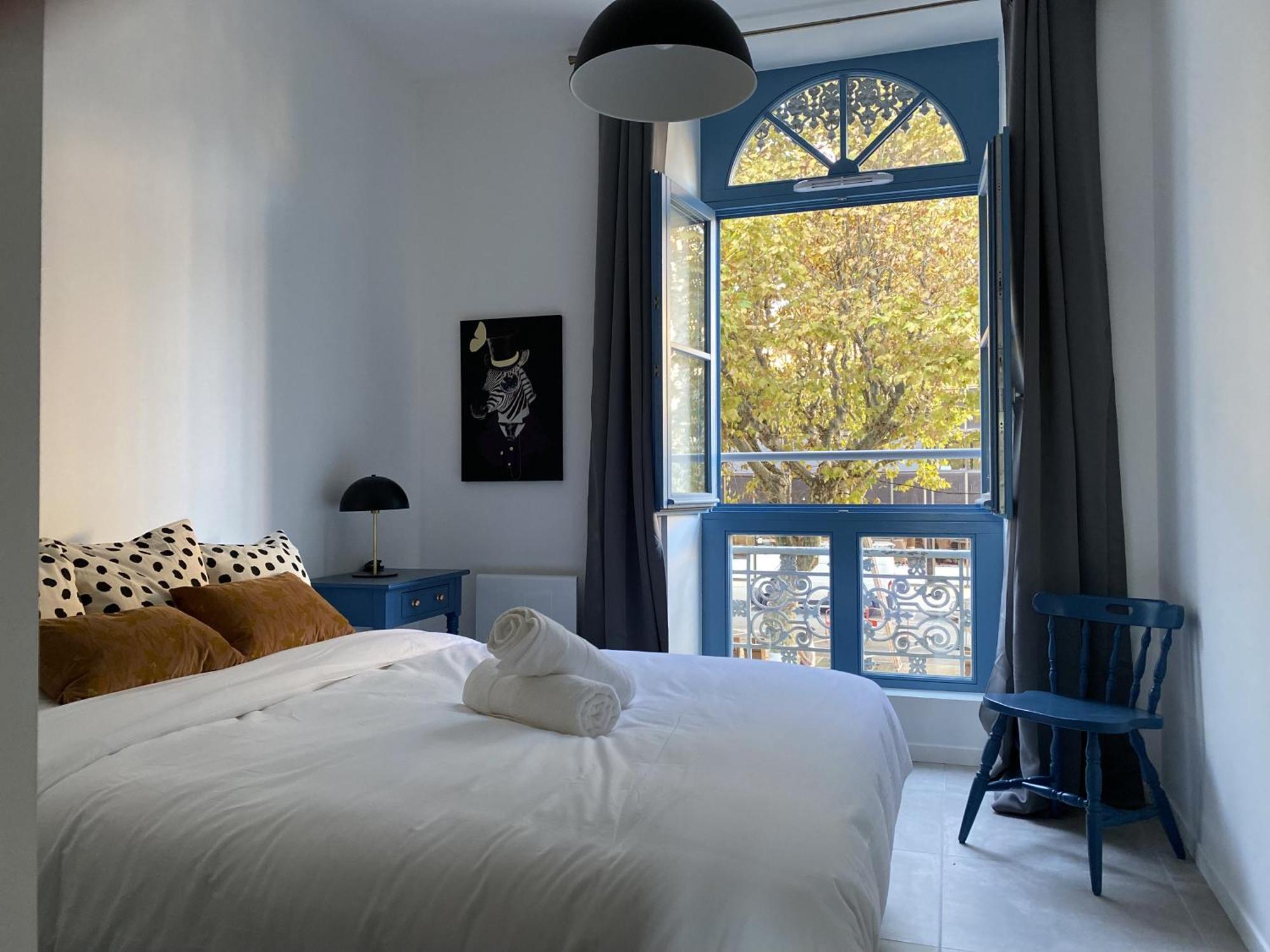 Le Jules Appart'Hotel Romans-sur-Isère Exteriör bild
